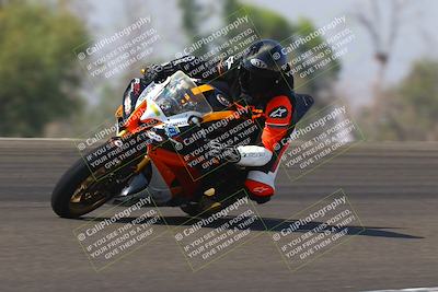 media/Sep-20-2025-TrackDaz (Sat) [[27f0cde673]]/B Group/1120am (Turn 2)/